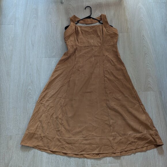 Forever 21 Sleeveless Halter Maxi Dress Praline Brown - Picture 1 of 4